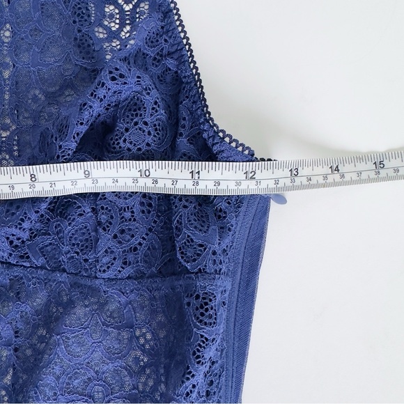 Victoria’s Secret Lace Bralette - Picture 9 of 11